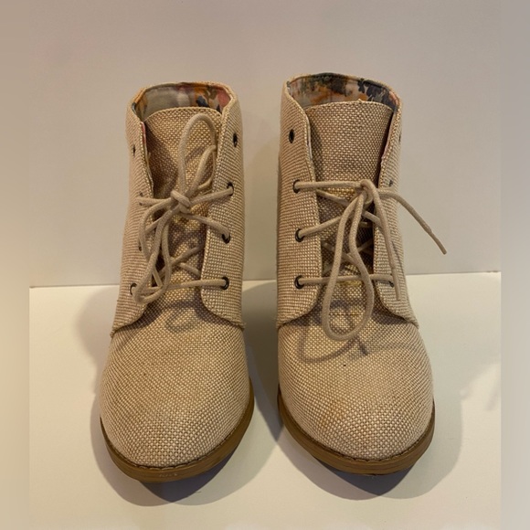 Call It Spring Women's Tan Booties - Picture 6 of 11